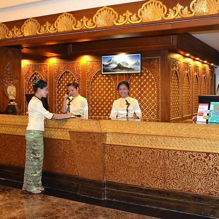 Hotel Kandawgyi Palace Yangon Exterior foto