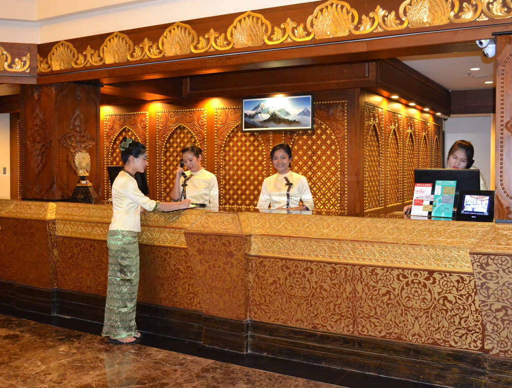 Hotel Kandawgyi Palace Yangon Exterior foto