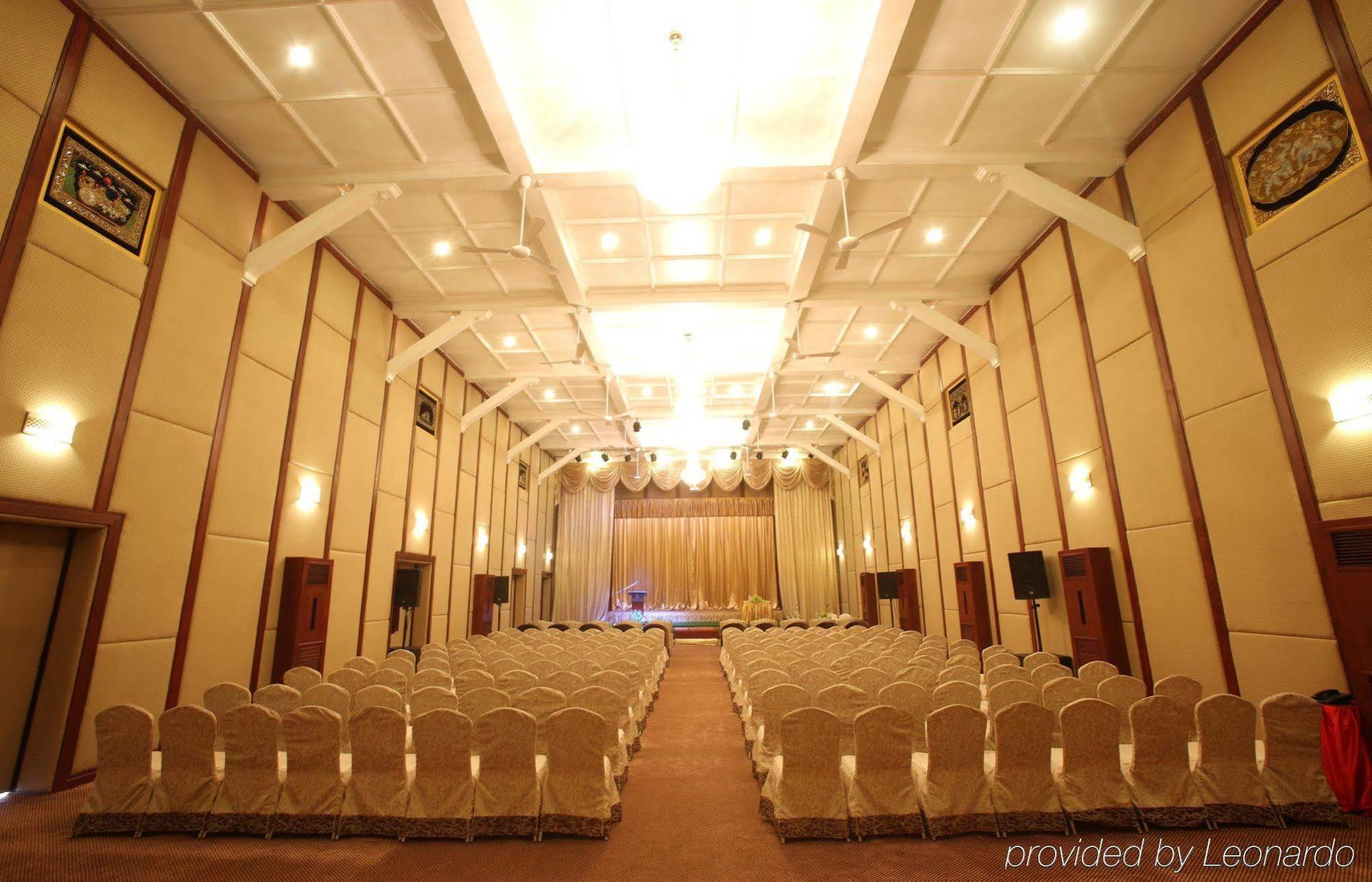 Hotel Kandawgyi Palace Yangon Exterior foto